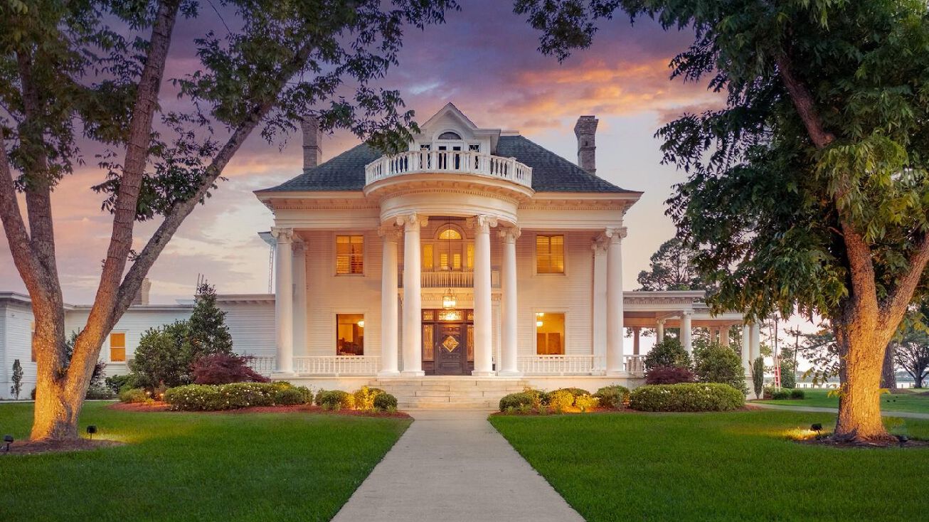 212 Riverview St, Belhaven, NC 27810