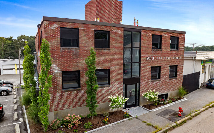 Pictures of Office property located at 950 Boylston St, Newton, MA 02461 for sales - image #1