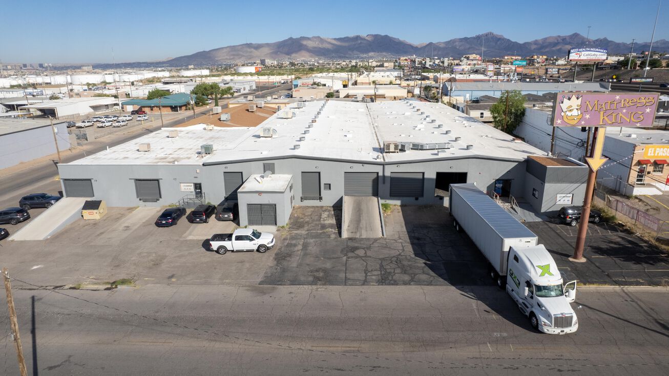 1049 Eastside Rd, El Paso, TX 79915