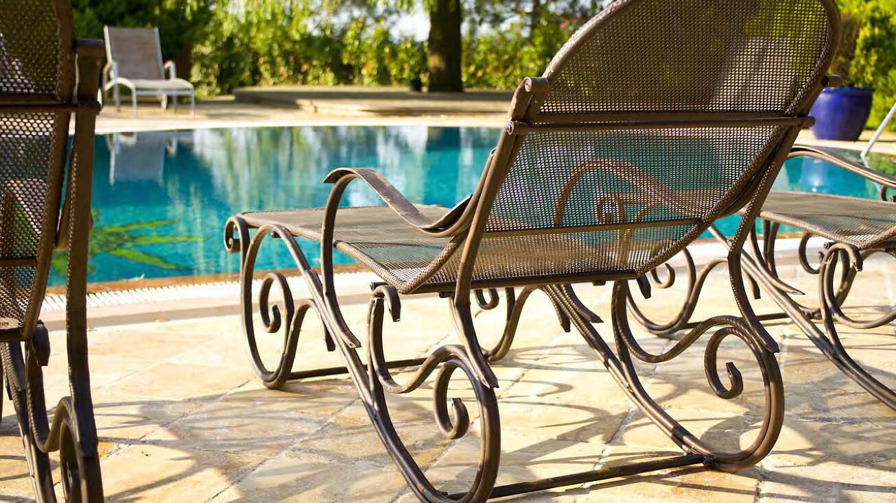 Swimming Pool Construction New and Remodels Servicing Southern Texas