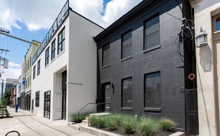 Pictures of Office, Retail property located at 827 E Market St, Louisville, KY 40206 for sales - image #1