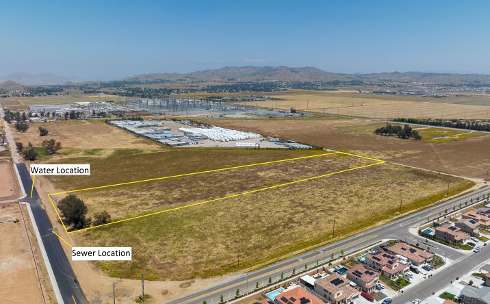 Pictures of Land property located at Palomar, Menifee, CA 92584 for sales - image #1