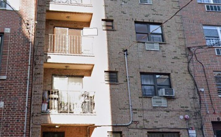 Pictures of Multifamily property located at 637 E 224th St, The Bronx, NY 10466 for sales - image #1