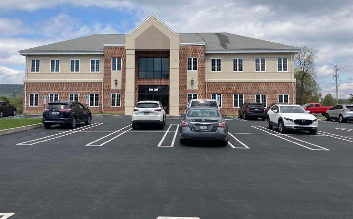 Pictures of Office property located at 5925 Stevenson Avenue, Harrisburg, PA 17112 for sales - image #1