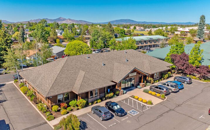 296 SW Columbia St, Bend, OR 97702 | Crexi.com