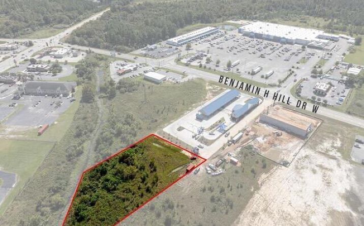 Pictures of Land property located at Tract 7 Benjamin H Hill Drive, Fitzgerald, GA 31750 for sales - image #1