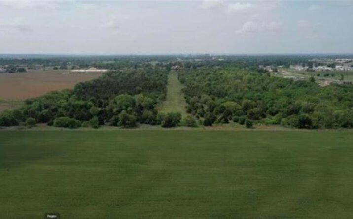 Pictures of Land property located at 101 E Prospect Ave, Ponca City, OK 74601 for sales - image #1