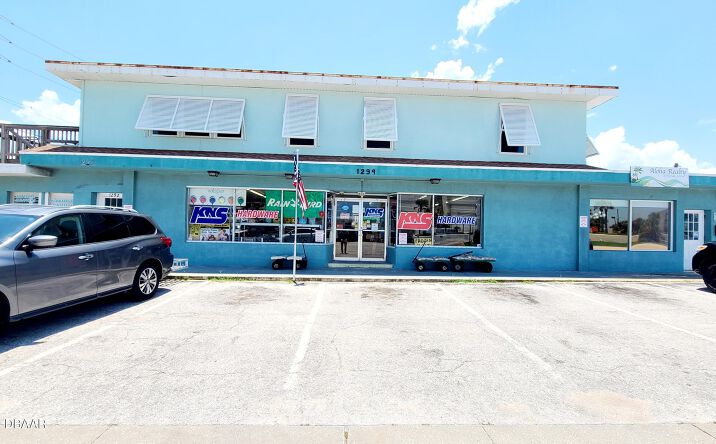 Pictures of Business for Sale, Retail property located at 1294 Ocean Shore Boulevard, Ormond Beach, FL 32176 for sales - image #1