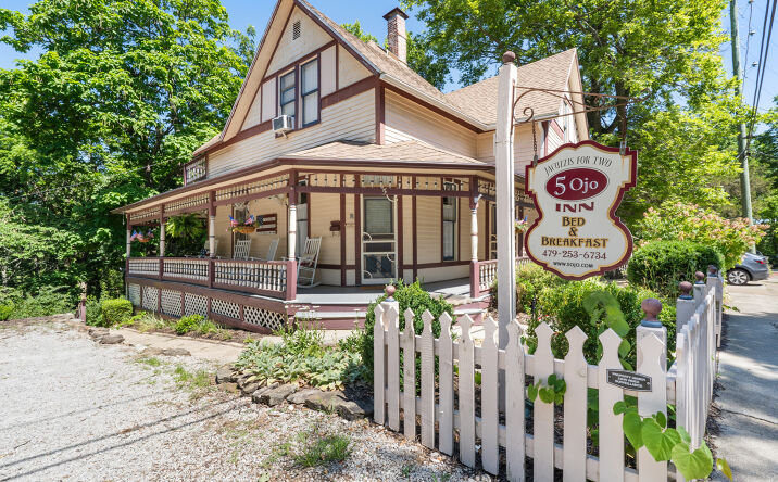 Pictures of Hospitality property located at 5 Ojo St, Eureka Springs, AR 72632 for sales - image #1