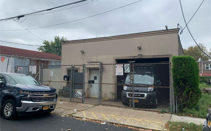 Pictures of Industrial property located at 250 E 88th St, Brooklyn, NY 11236 for sales - image #1