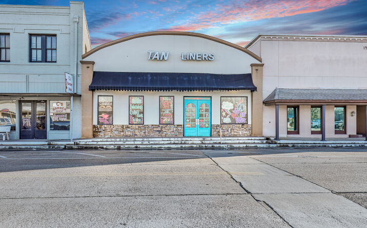 411 Main St, Daisetta, TX 77533 | Crexi.com