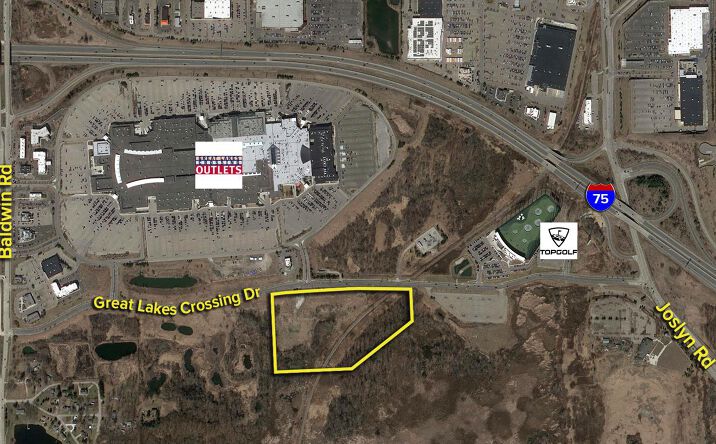 Pictures of Land property located at 550 Great Lakes Crossing Dr, Auburn Hills, MI 48326 for sales - image #1