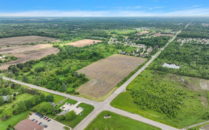 Pictures of Land property located at Beecher Rd, Flint, MI 48532 for sales - image #1