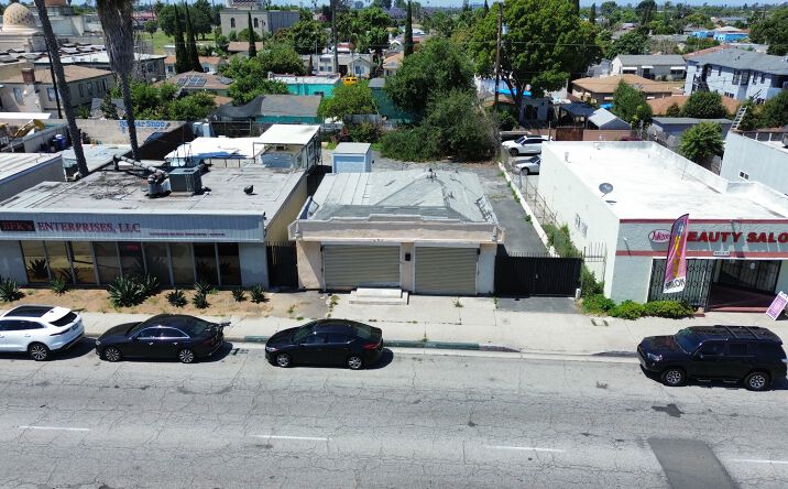 Pictures of Retail property located at 1631 E Compton Blvd, Compton, CA 90221 for sales - image #1