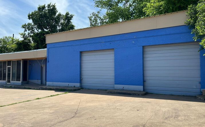 Pictures of Retail, Business for Sale property located at 1111 Fort Worth Ave, Dallas, TX 75208 for sales - image #1