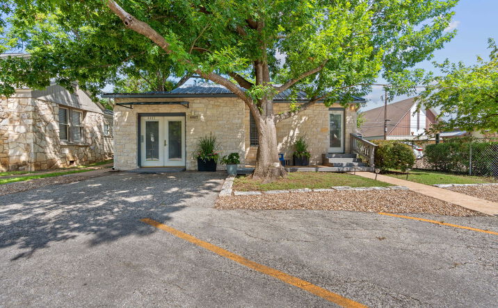 Pictures of Office property located at 4407 Medical Pkwy, Austin, TX 78756 for sales - image #1