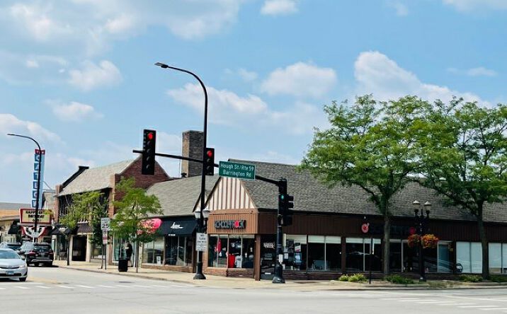 100-118 W Main St, Barrington, IL 60010 | Crexi.com