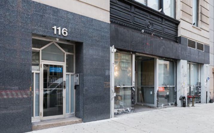 Pictures of Retail property located at 116 W 14th St, New York, NY 10011 for sales - image #1
