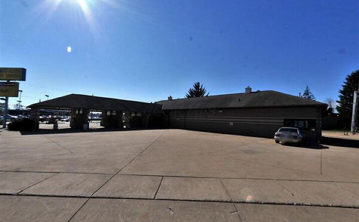 Pictures of Mixed Use property located at 1845 N 21st Street, Newark, OH 43055 for sales - image #1