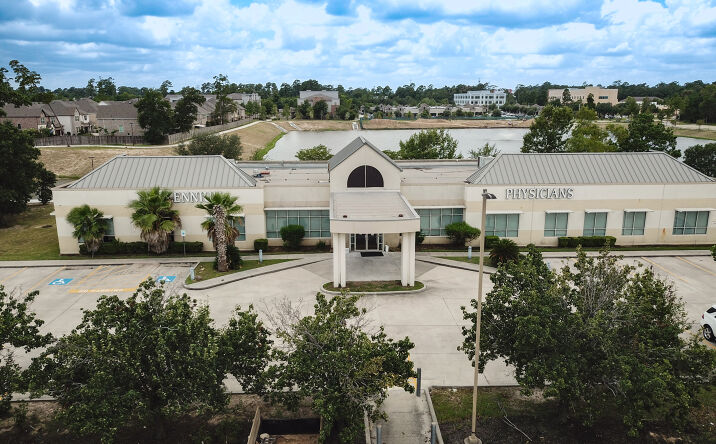 Pictures of Office property located at 18488 I-45, Shenandoah, TX 77384 for sales - image #1