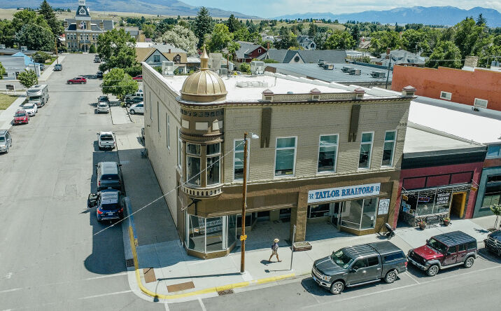 Pictures of Hospitality, Mixed Use, Office, Retail property located at 4 S Idaho St, Dillon, MT 59725 for sales - image #1