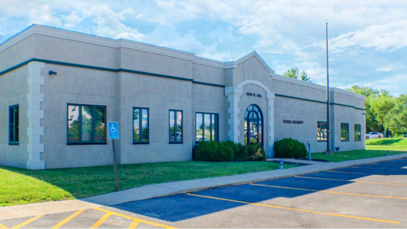 3010 W 18th Ave, Emporia, KS 66801