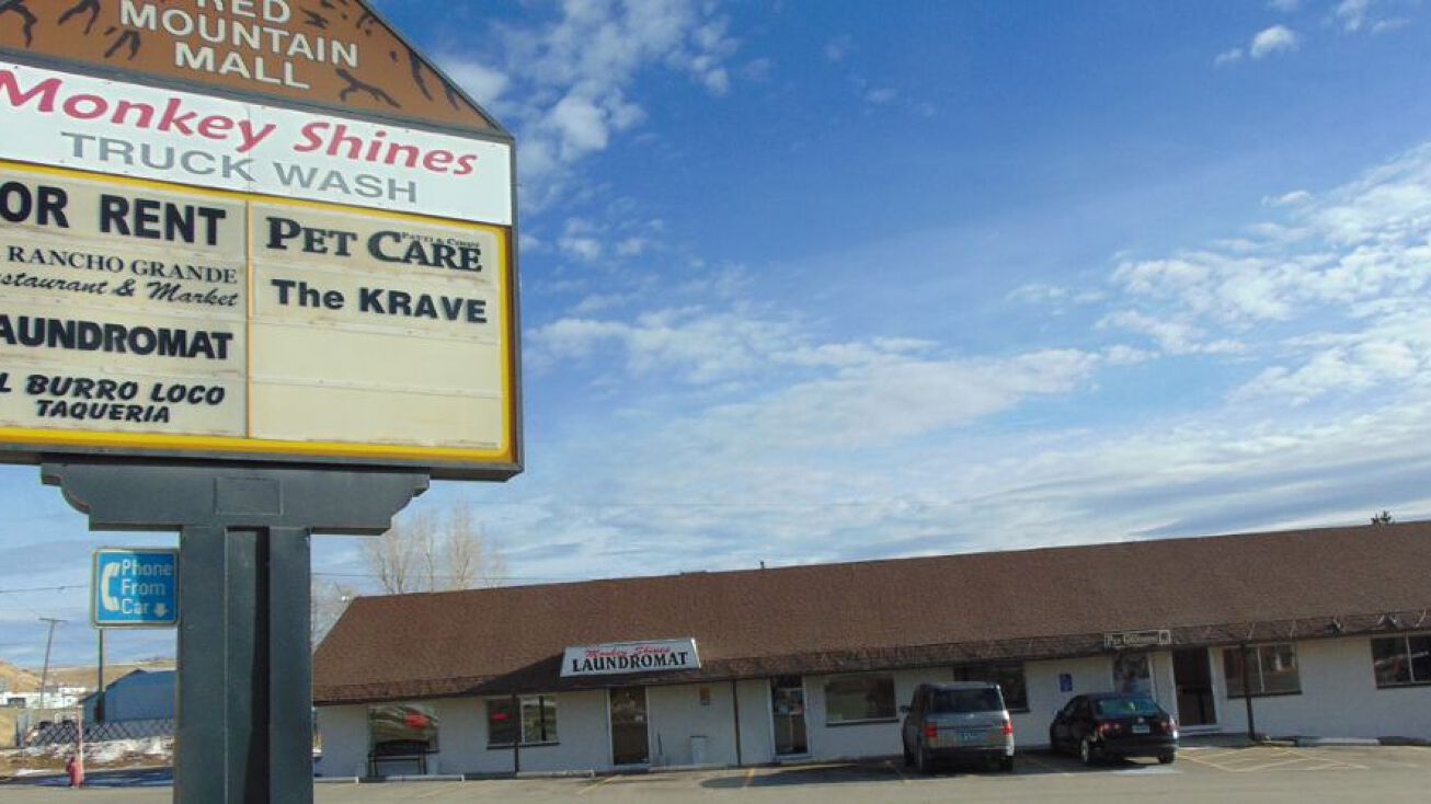 528 Country Road, Evanston, WY 82930