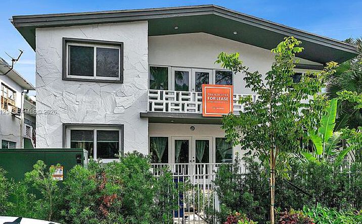 Pictures of Multifamily property located at 1561 Jefferson Avenue, Miami Beach, FL 33139 for sales - image #1