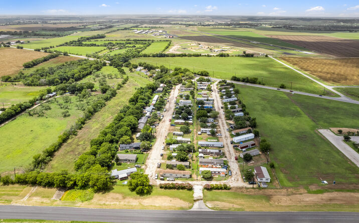 Pictures of Mobile Home Park property located at 17612 US-90, Castroville, TX 78009 for sales - image #1