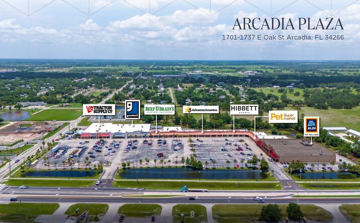 Pictures of Retail property located at 1701 E Oak St, Arcadia, FL 34266 for sales - image #1