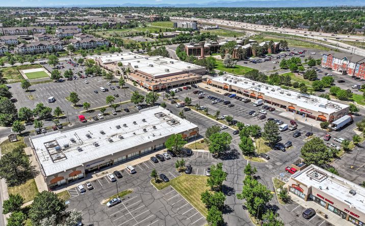 Pictures of Retail property located at 401 Sable Blvd, Aurora, CO 80011 for sales - image #1