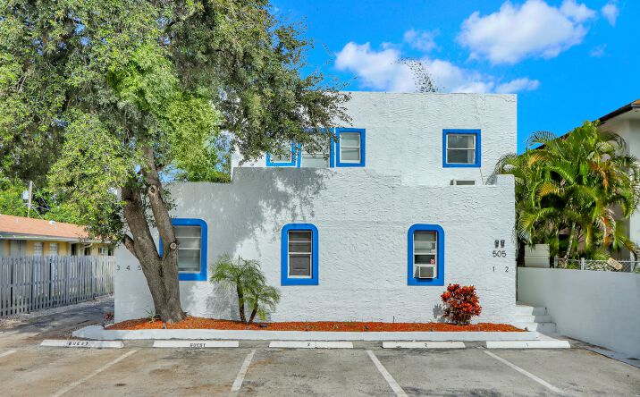 Pictures of Multifamily property located at 505 SE 20th St, Fort Lauderdale, FL 33316 for sales - image #1