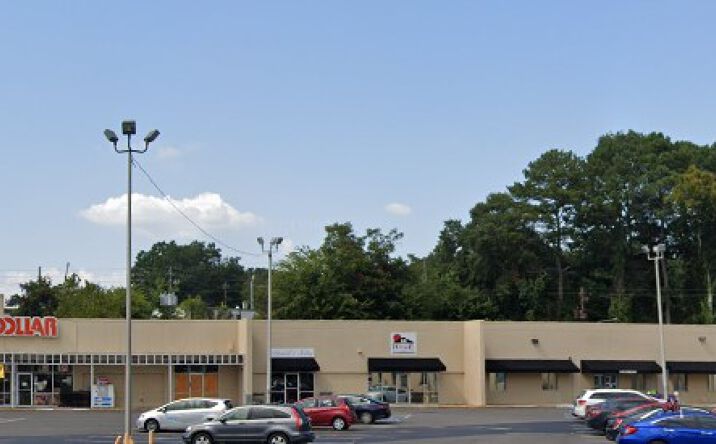 Pictures of Office, Retail property located at 180 Emery Hwy, Macon, GA 31217 for sales - image #1