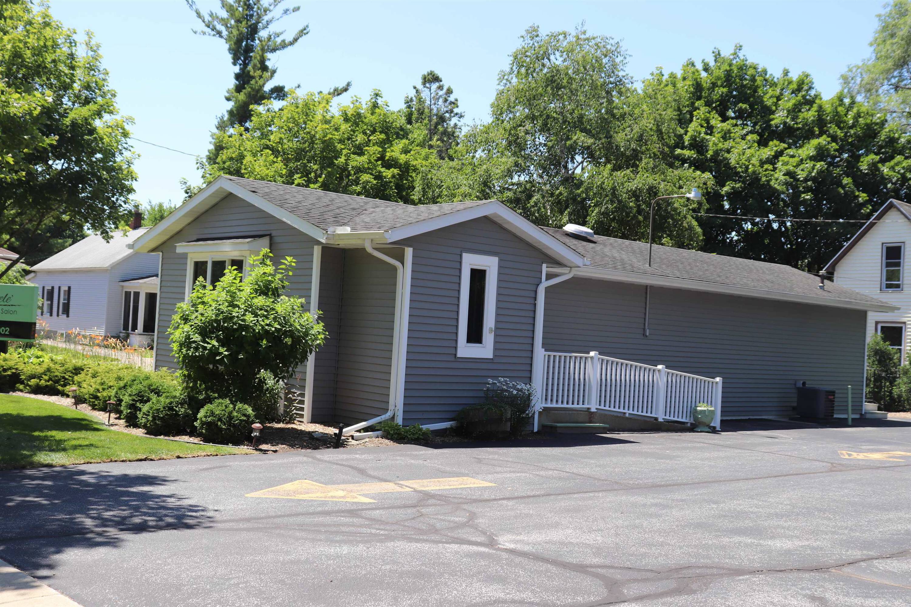 205 E JANE ST Bay City MI 487064665 APN 16002040500900