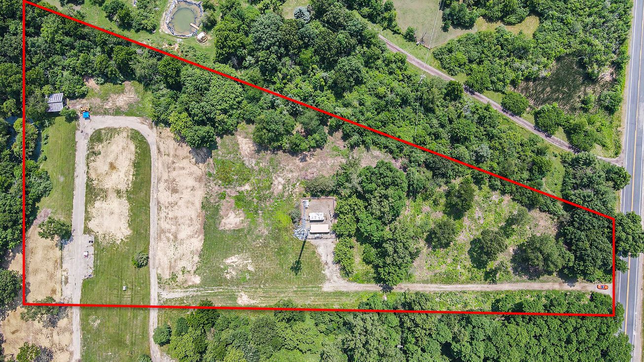 5790 N Dixboro Rd, Ann Arbor, MI 48105