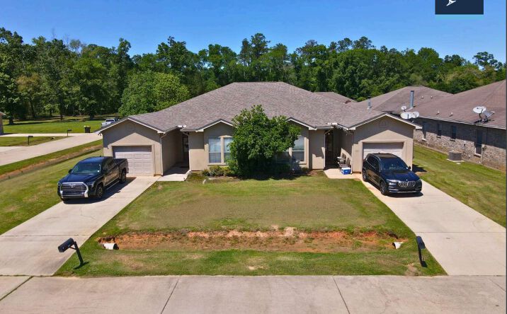 image of property at 104 VILGE OAKS BLVD PONCHATOU Ponchatoula LA 70454