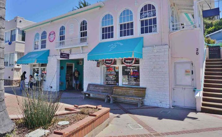 Pictures of Retail property located at 200 Monterey Ave, Capitola, CA 95010 for sales - image #1