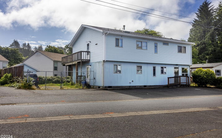 655 SW Starr Street, Waldport, OR 97394 | Crexi.com