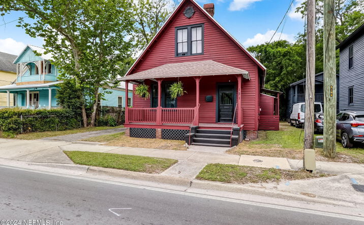 Pictures of Mixed Use property located at 121 S 8TH Street, Fernandina Beach, FL 32034 for sales - image #1