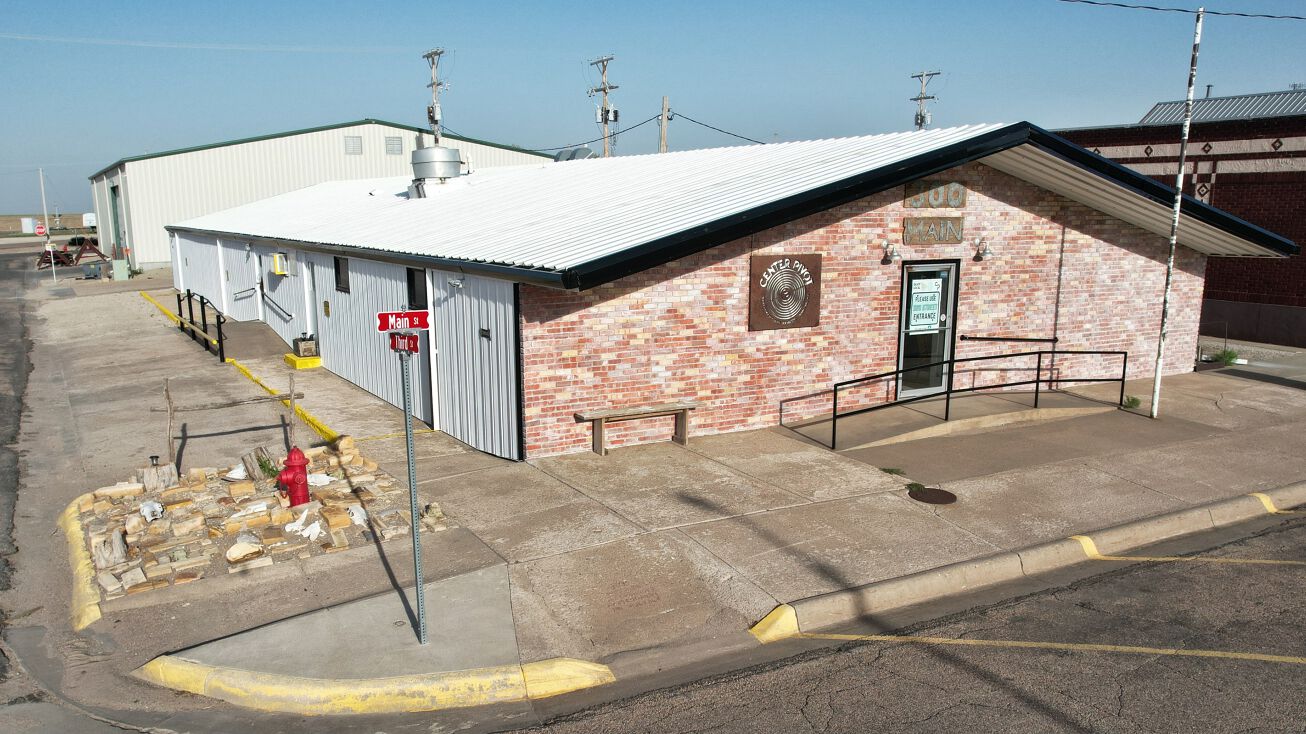 300 Main St, Quinter, KS 67752 | Crexi.com