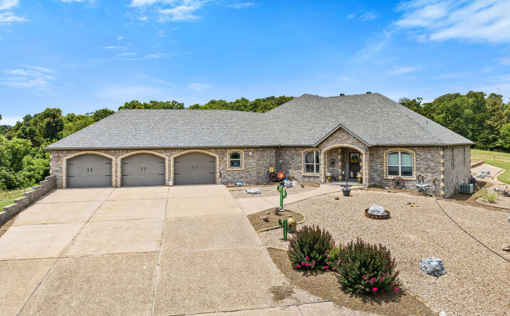 Pictures of Land property located at 14111 Gordon Hollow Rd, Gravette, AR 72736 for sales - image #1