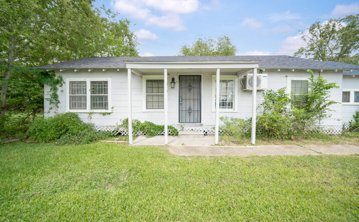 Pictures of Multifamily property located at 5101 Crane St, Houston, TX 77026 for sales - image #1