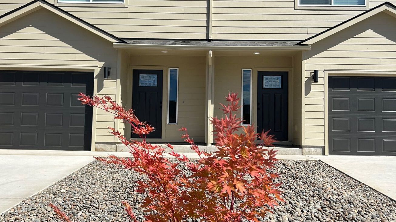 1016 Peach Rd, Winlock, WA 98596