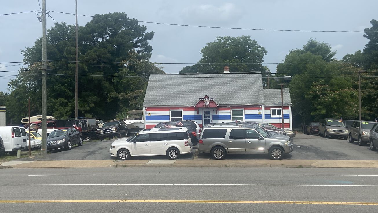 2486 Airline Blvd, Portsmouth, VA 23701