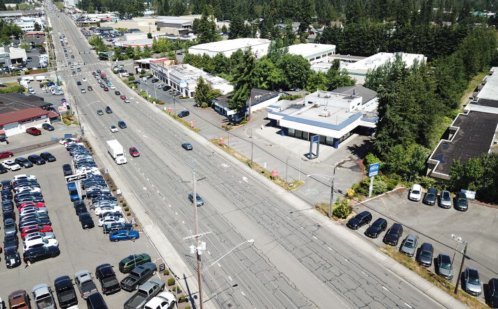 Pictures of Industrial, Retail property located at 20505 & 20515 Hwy 99, Lynnwood, WA 98036 for sales - image #1