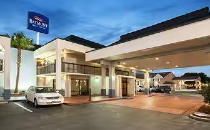 Pictures of Hospitality property located at 1826 W Lucas St, Florence, SC 29501 for sales - image #1