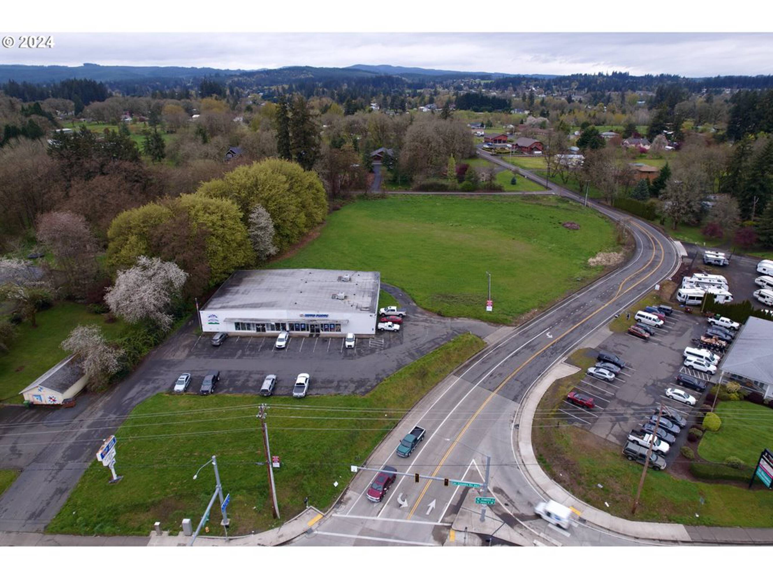 58105 Columbia River Hwy, St Helens, OR 97051