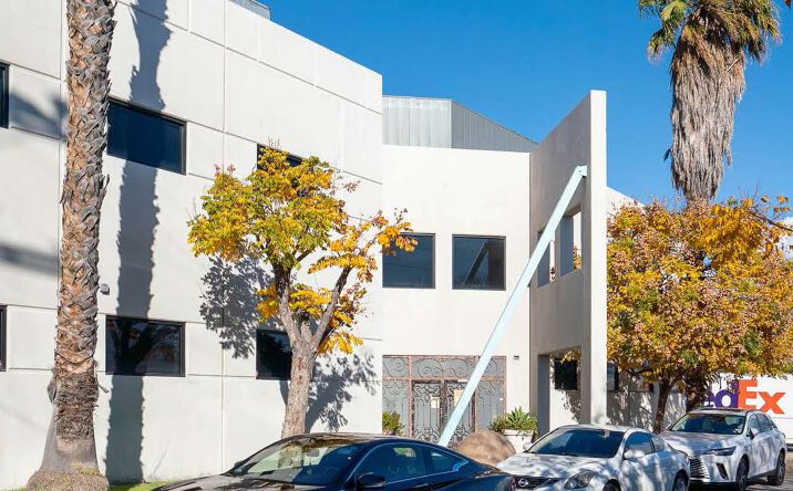 Pictures of Industrial property located at 10443 Arminta St, Los Angeles, CA 91352 for sales - image #1