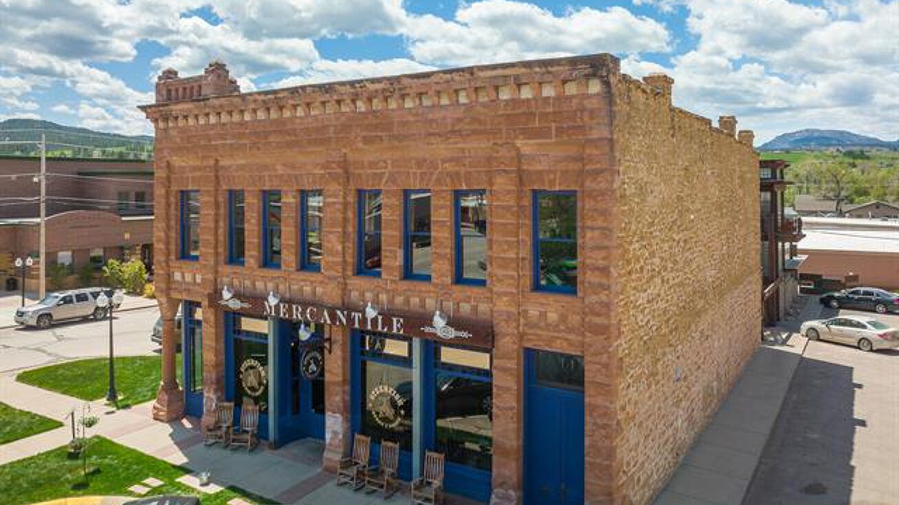 701 N 5th St, Spearfish, SD 57783