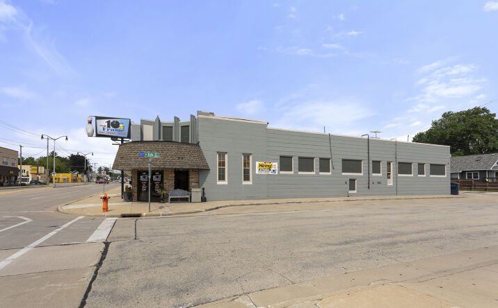 Pictures of Business for Sale, Mixed Use property located at 618 W Wisconsin Ave, Appleton, WI 54911 for sales - image #1